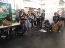 Professora Simone acompanha alunos do Projeto Atividade de Msica, do CE Jardim Porto Alegre, do municpio de Toledo, em apresentao no Ncleo Regional de Educao.