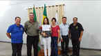 Alunos recebem premiao do 3 Concurso de Redao do Rotary Club...