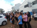 O clima de natal tomou conta do Ncleo Regional de Educao de Wenceslau Braz na tarde dessa sexta-feira (14), com a Cantata Natalina promovida pelos alunos do Colgio Estadual de Educao em Tempo Integral Ary Barroso. O evento foi realizado na sacada do NRE  e contou com a participao de todos os funcionrios da instituio que assistiram a apresentao de sete canes.